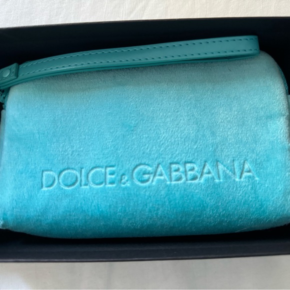 SOLD - BRAND NEW Black Dolce and Gabbana Sunglasses - Picture 5 of 9